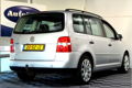 Volkswagen Touran - 1.6 incl NAP APK-AUG2020 TREKHAAK CRUISE AIRCO LMV '06 - 1 - Thumbnail