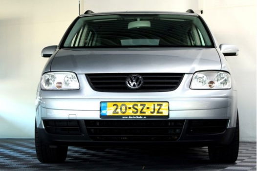Volkswagen Touran - 1.6 incl NAP APK-AUG2020 TREKHAAK CRUISE AIRCO LMV '06 - 1