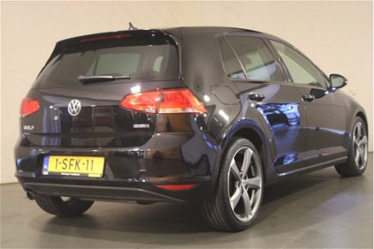 Volkswagen Golf - 1.6 TDI HIGHLINE BIM [navigatie lichtmetalen velgen] - 1