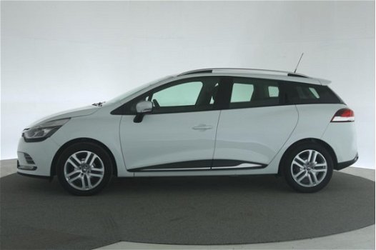 Renault Clio Estate - 1.5 dCi Zen [ Navi Airco Trekhaak ] - 1