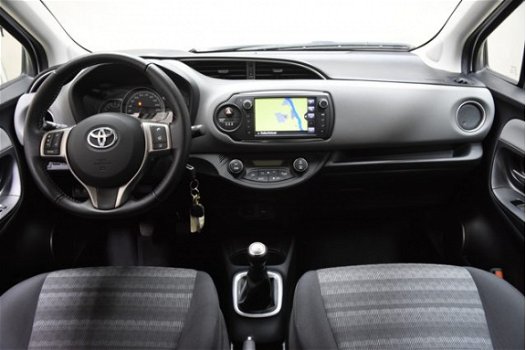 Toyota Yaris - 1.0 VVT-I Trend [ Navi Climate ] - 1