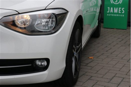 BMW 1-serie - 116i Business+ / Sport-Line / Navigatie - 1