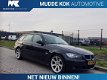 BMW 3-serie Touring - 320i Business Line | Leder | Navigatie | 18 Inch | Xenon - 1 - Thumbnail