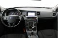 Volvo S60 - 1.6 T4 Kinetic | Navigatie | Cruise Control | 17 Inch - 1 - Thumbnail