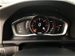 Volvo V60 - 2.4 D6 Twin Engine Summum Xenon Navi climate Stoelverw. BLIS adapt. Cruise Dealer onderh - 1 - Thumbnail