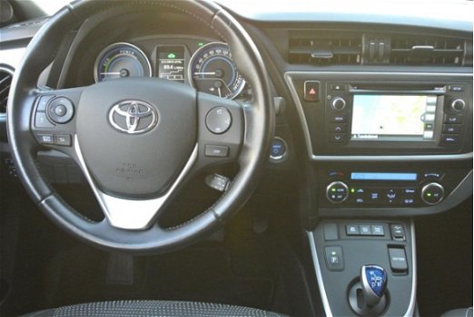 Toyota Auris - 1.8 Hybrid 136pk Aut Dynamic Navigatie - 1