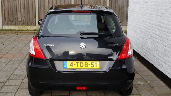 Suzuki Swift - 1.2 5 deurs comfort airco - 1