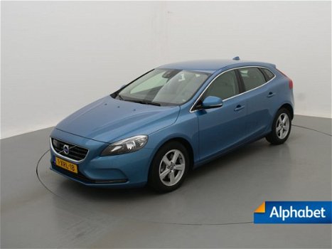 Volvo V40 - D4 2.0 190pk Momentum Business Business Pack Connect + Intellisafe Pro Line Pakket - 1