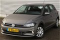 Volkswagen Polo - 1.0 TSI 95pk DSG Comfortline Navigatie PDC Telefoonvoorbereiding 45 - 1 - Thumbnail