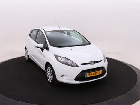 Ford Fiesta - 1.25 60 pk Limited | Airco | Trekhaak | 100% dealer onderhouden - 1