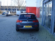 BMW 1-serie - 118i 136pk Model Essential Executive