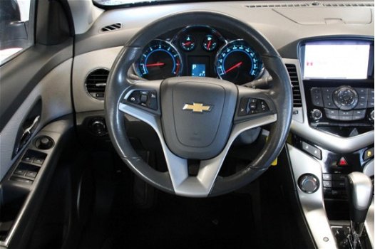 Chevrolet Cruze - 1.8 LT - 1