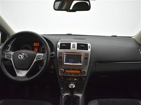 Toyota Avensis Wagon - 1.8 VVTi Dynamic Business | Stoel + voorruitverwarming | Half leder/Alcantara - 1