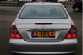 Mercedes-Benz E-klasse - 200 K. AUTOM AVANTGARDE NAVI XENON 1/2LEER ECC 81000KM - 1 - Thumbnail