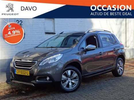 Peugeot 2008 - 1.2 PureTech 110pk Style Trekhaak Navigatie - 1