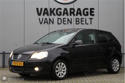 Volkswagen Polo - 1.2-12V Comfortline Airco Nieuwe Apk - 1