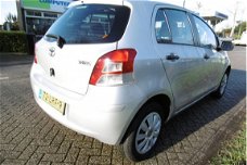 Toyota Yaris - 1.0 VVTi Acces 5 deurs Airco 106.000km 2e eigenaar Zuinig 1 op 20