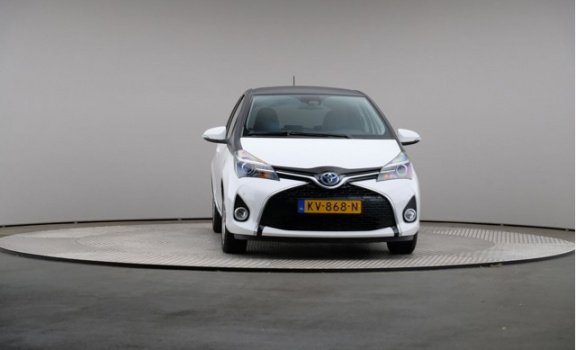 Toyota Yaris - 1.5 Hybrid Dynamic Bi-Tone, Automaat, Navigatie - 1