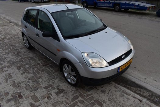 Ford Fiesta - 1.4-16V Trend - 1