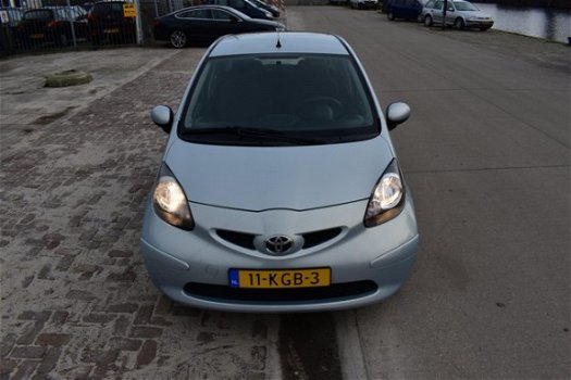 Toyota Aygo - 1.0-12V - 1