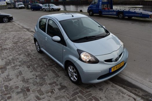 Toyota Aygo - 1.0-12V - 1