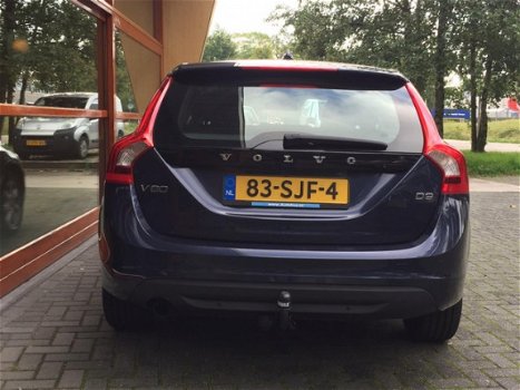 Volvo V60 - 2.0 D3 Kinetic * Uistekend onderhouden - 1