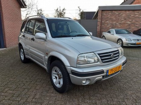 Suzuki Grand Vitara - 2.0i 4WD FreeStyle Airco Afn.trekhaak NL-auto - 1