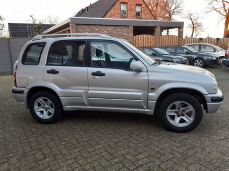 Suzuki Grand Vitara - 2.0i 4WD FreeStyle Airco Afn.trekhaak NL-auto - 1