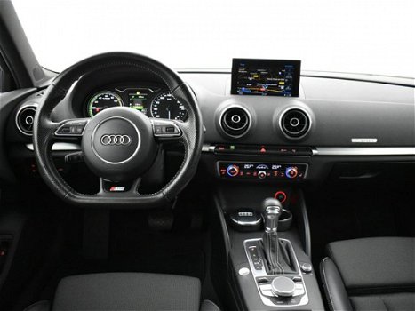 Audi A3 Sportback - 1.4 e-tron PHEV *EXCL. BTW* S-LINE AMBITION PRO LINE PLUS / 18 INCH / SPORTSTOEL - 1