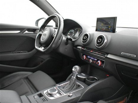 Audi A3 Sportback - 1.4 e-tron PHEV *EXCL. BTW* S-LINE AMBITION PRO LINE PLUS / 18 INCH / SPORTSTOEL - 1