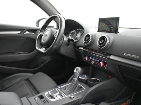 Audi A3 Sportback - 1.4 e-tron PHEV AMBITION S-LINE PRO LINE PLUS + 18 INCH / LED / SPORTSTOELEN - 1