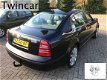 Skoda Superb - 2.0 TDI 140pk Elegance ECC LEDER XENON - 1 - Thumbnail