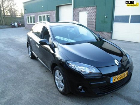 Renault Mégane Estate - 1.5 dCi Parisienne Airco, Navigatie, Cruisecontrole - 1