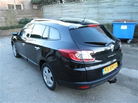 Renault Mégane Estate - 1.5 dCi Parisienne Airco, Navigatie, Cruisecontrole - 1