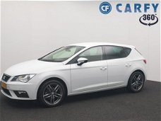 Seat Leon - 1.0 EcoTSI 115pk Style Business Intense NAP, trekhaak, navigatie, parkeersensoren, fabri