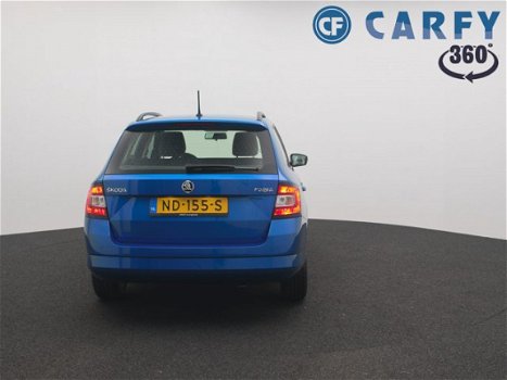 Skoda Fabia Combi - 1.2 TSI 90pk Ambition Business navigatie, parkeersensoren, eerste eigenaar, deal - 1