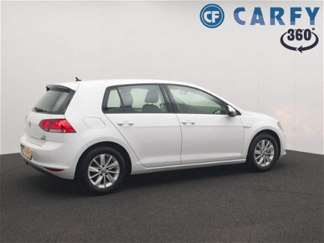 Volkswagen Golf - 1.0 TSI 115pk Edition navigatie, cruise control, airco - 1