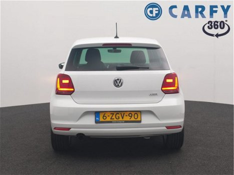 Volkswagen Polo - 1.2 TSI 90pk DSG-7 automaat Highline NAP, navigatie, dealer onderhouden, 1ste eige - 1