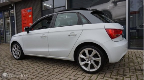 Audi A1 Sportback - - 1.2 TFSI PANO NAVI VOORB. STOELVERW. PARELMOER 2 TONE 83DKM BLEUTOOTH - 1