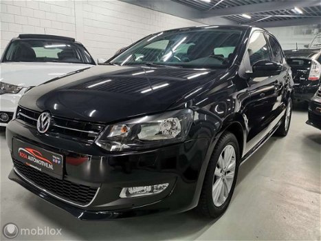 Volkswagen Polo - 1.2 12V 5DRS AIRCO NAVI / WIFI /INTERNET /VELGEN/ STYLE volledig onderhouden - 1