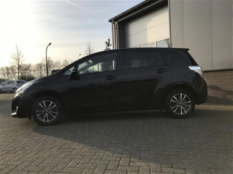 Toyota Verso - 1.8 VVTI BUSINESS AUT./ NAVI - 1