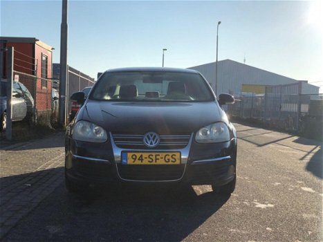 Volkswagen Jetta - 1.9 TDI Trendline - 1