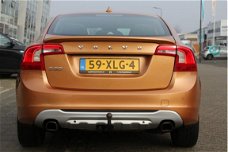 Volvo S60 - 1.6 T3 150pk Momentum Trekhaak Saffron Pearl