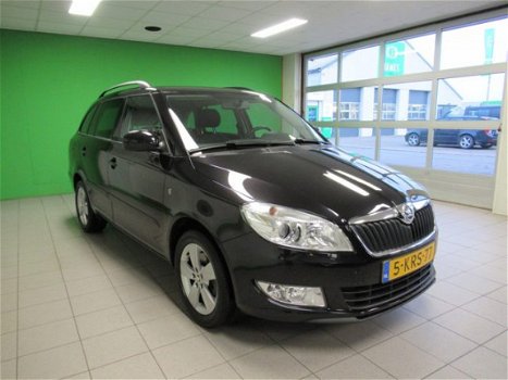 Skoda Fabia Combi - 1.2 TSI Fresh Trekhaak, Parkeersensoren - 1