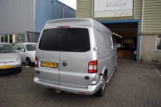 Volkswagen Transporter - 2.0 TDI L2H2 180pk