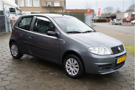 Fiat Punto - 1.2-16V SportSound - 1