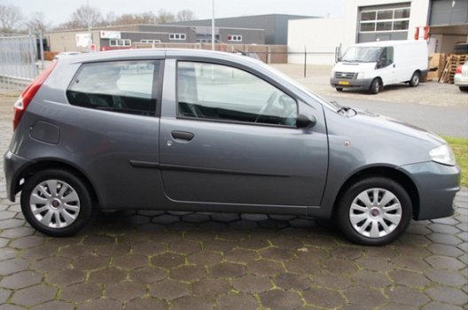 Fiat Punto - 1.2-16V SportSound - 1