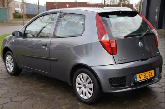 Fiat Punto - 1.2-16V SportSound - 1