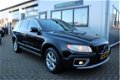 Volvo XC70 - 2.4 D5 Polestar Keyless | Trekhaak | Achterbank verwarmd - 1 - Thumbnail