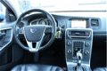 Volvo V60 - 2.4 D6 AWD Plug-In Hybrid Summum Adapt.Cr | MARGE | BLIS | Schuifdak | Trekhaak - 1 - Thumbnail